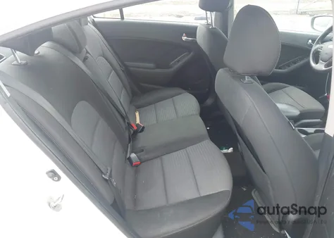 2015 Kia Forte Lx z USA, uszkodzony, nr VIN KNAFX4A69F5391495